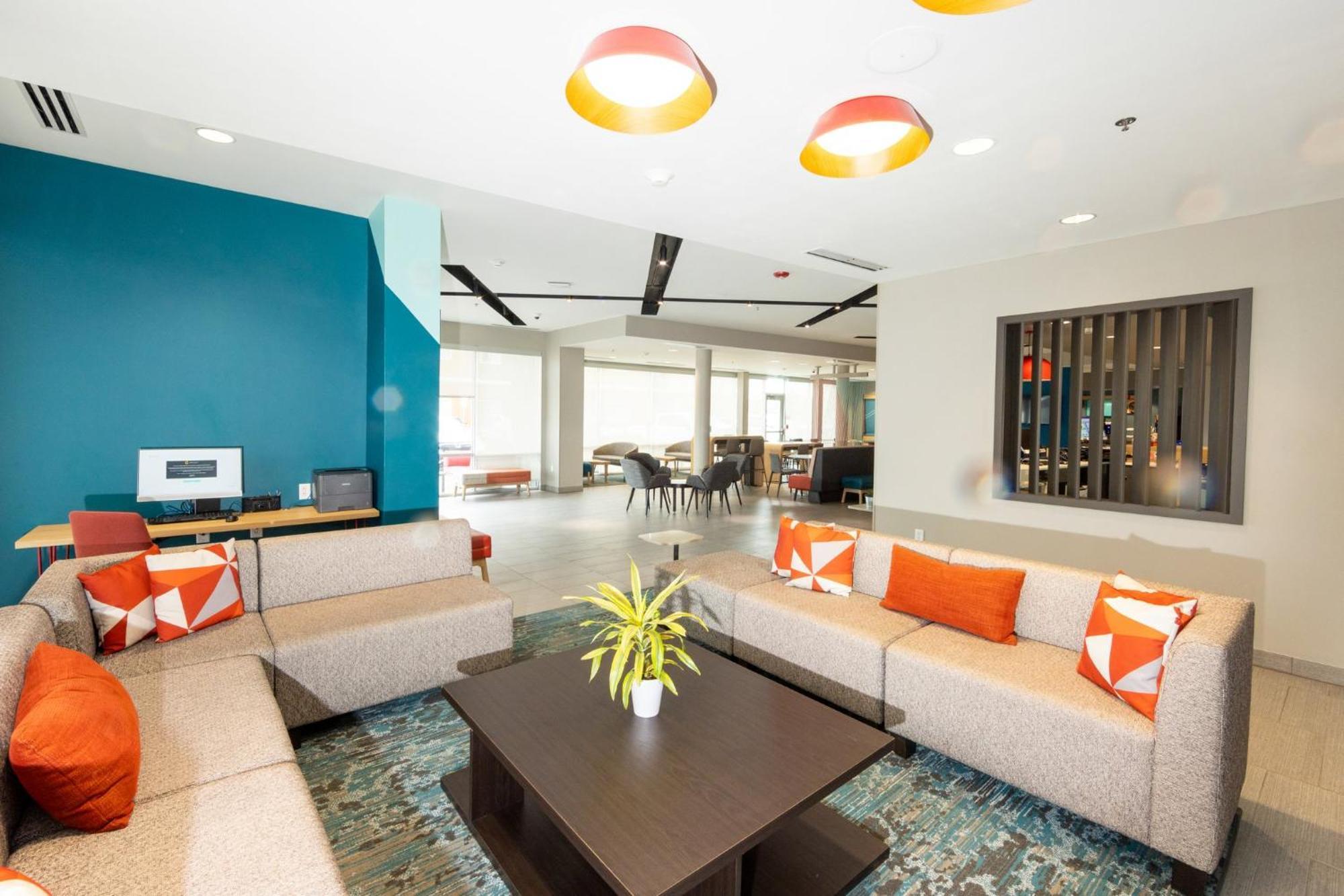 Avid Hotels - Denver Airport Area By Ihg Zewnętrze zdjęcie